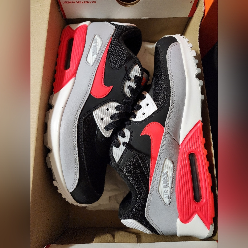 Nike Air Max 90